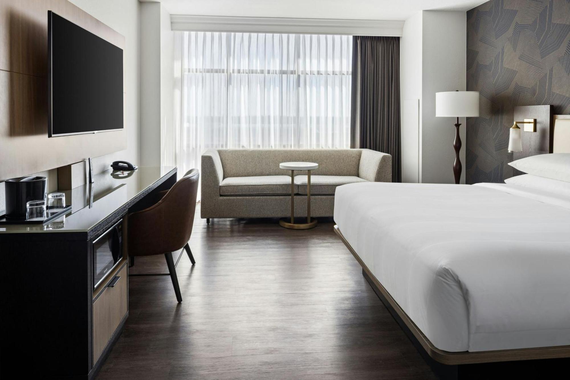 Marriott Bloomington Normal Hotel And Conference Center Zewnętrze zdjęcie